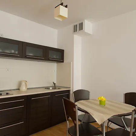 Park Apartment